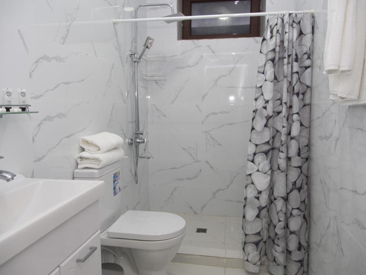Bayotel Karakol Buitenkant foto